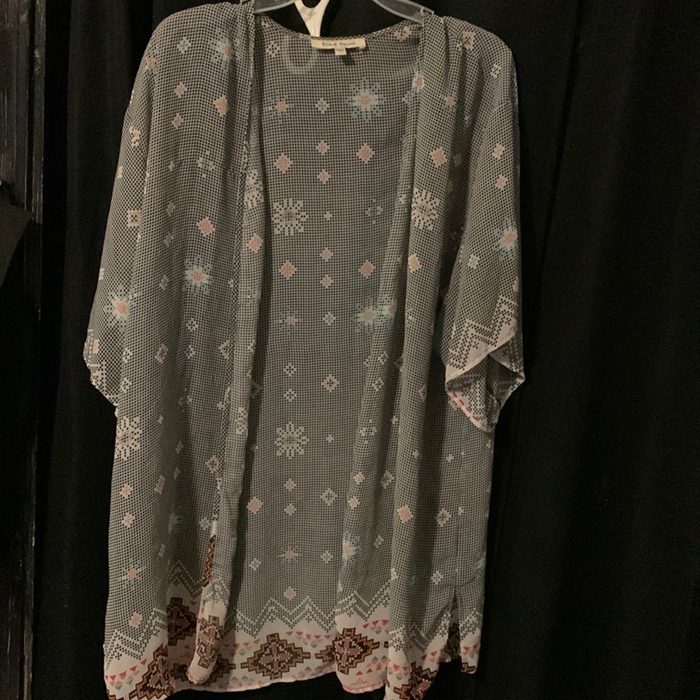 Brand- Black Rainn, Size- Large, Colors- Multicolored